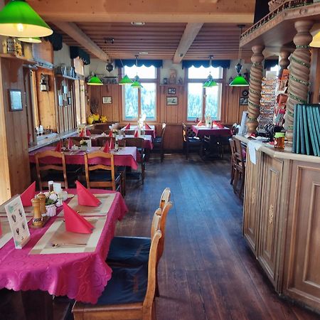Berggasthaus & Pension Schoene Aussicht Klingenthal Exterior photo